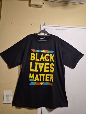 African Stars Black Lives Matter Unisex Black Short Sleeve Crew Tee Size XXL